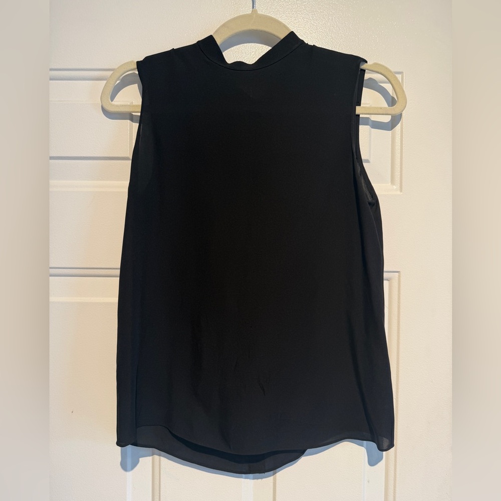 100% silk Vince Camuto Black Tank Top